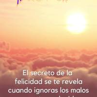 O segredo da felicidade é revelado a você quando você ignora os momentos ruins e decide focar nos momentos bons. Bom dia!