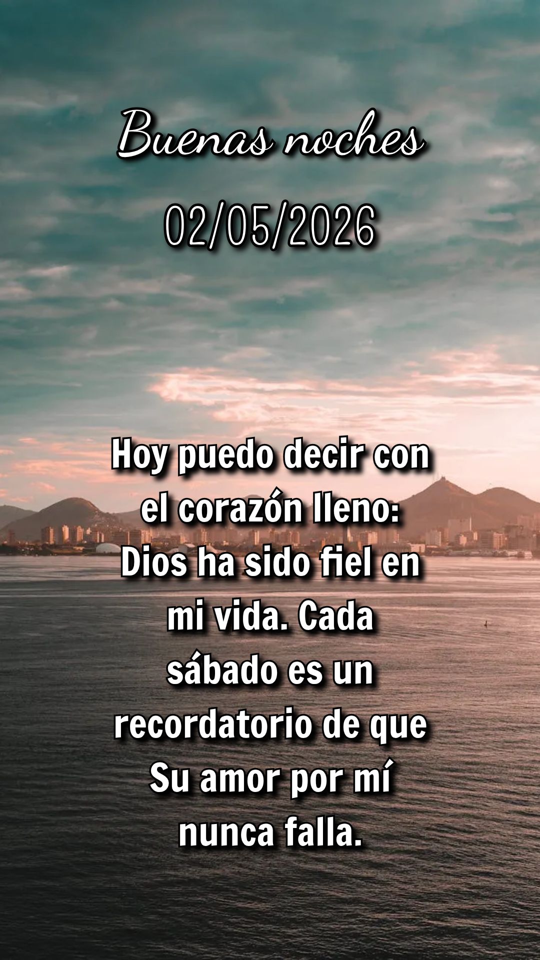 Levante-se neste sábado com coragem! Deus está contigo, não temas. Ele segura a tua mão e te dá forças para seguir em frente. Isaías 41:10
