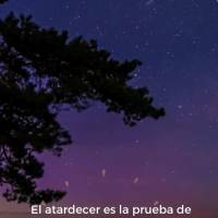 El atardecer es la prueba de que hasta el sol más radiante necesita descansar después de un día brillante y, así, renacer aún más fuerte mañana....