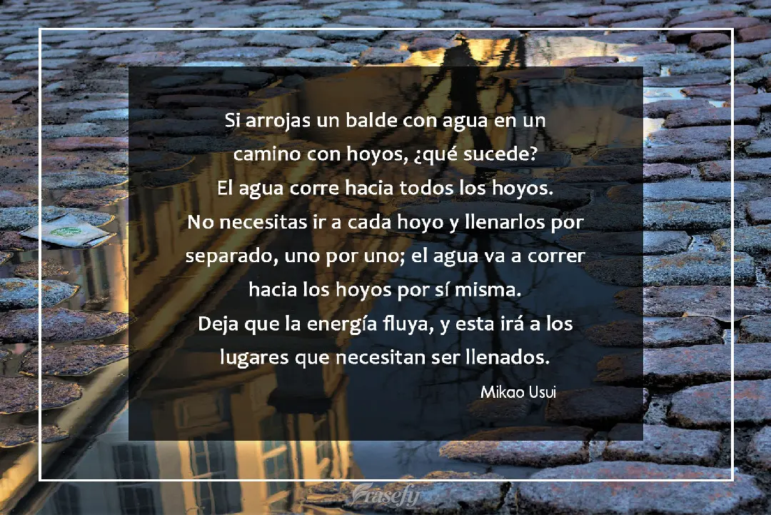 Si arrojas un balde con agua en un camino con hoyos, ¿qué sucede? El agua corre hacia todos los hoyos. No necesitas ir a cada hoyo y llenarlos por sepa...